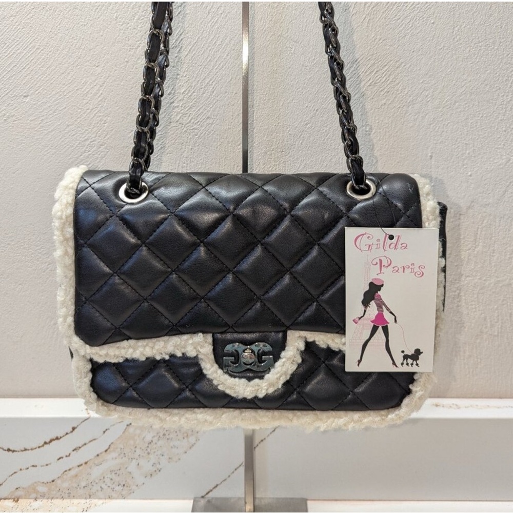Gilda Paris Black Quilted Shoulder Bag